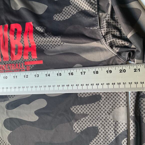 NBA Men’s Long Sleeve Sport T-shirt size M, Camo Gray - Picture 3 of 8